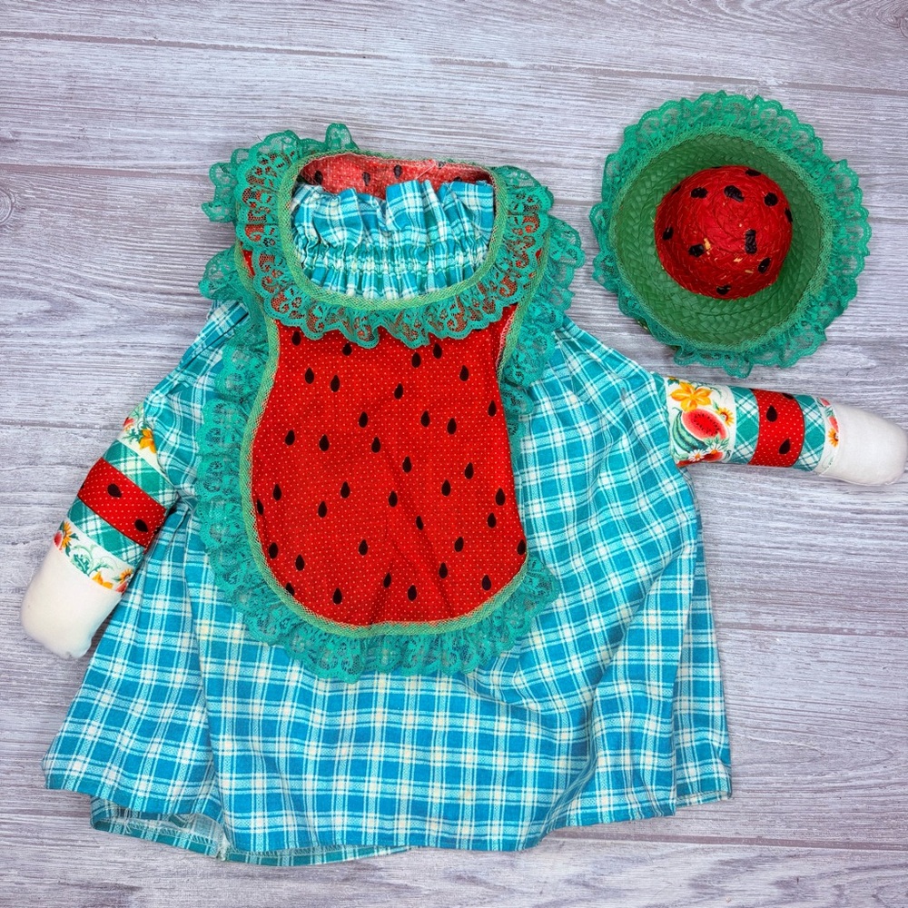 Vintage hand made porch goose outfit / clothes wicker hat and watermelon dress - Picture 5 of 6